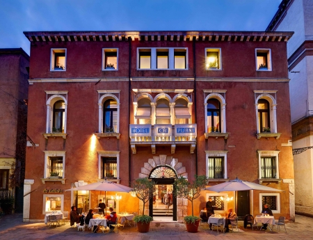 IL gruppo Planetaria acquisisce il Ca’ Pisani Deco Design Hotel di Venezia