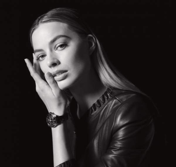 Margot Robbie nuovo volto del J12 Chanel 