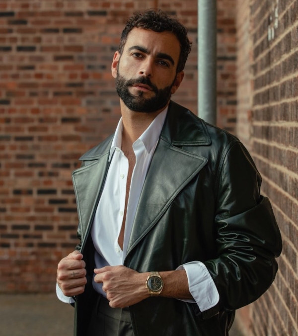 Lo stile di Marco Mengoni e Omega 